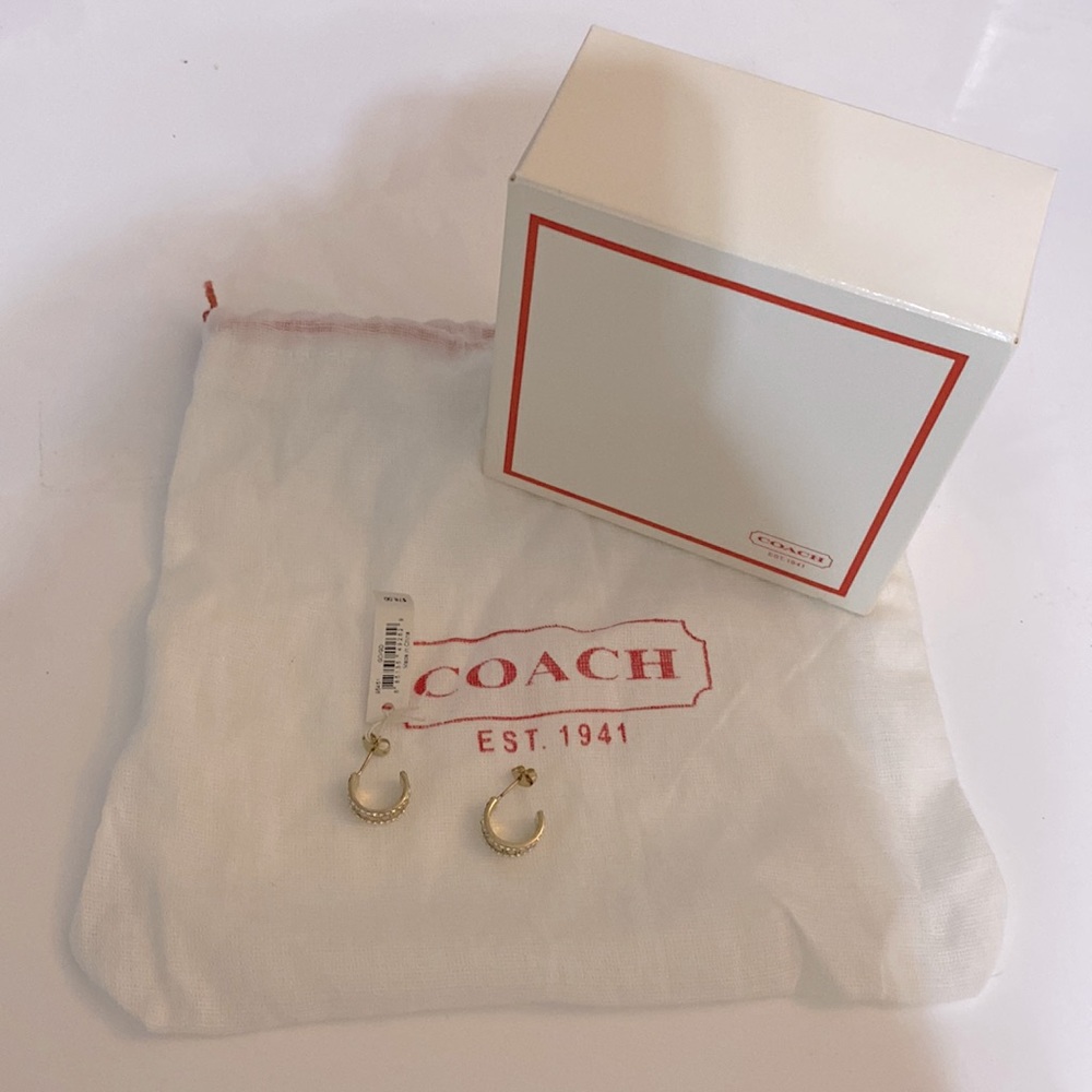 Coach Earings